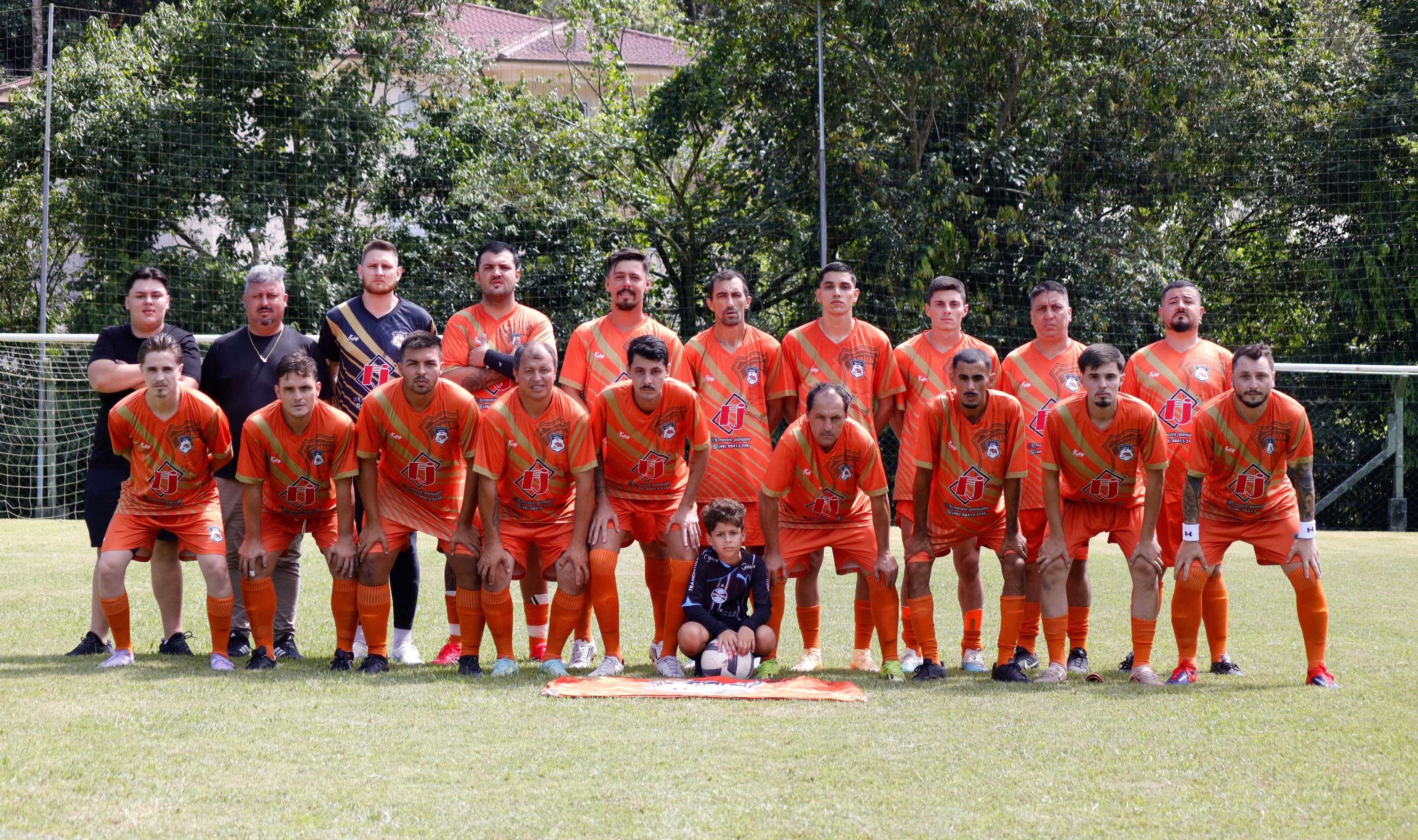 Família FC e Aymoré abrem vantagem em São Pedro de Alcântara